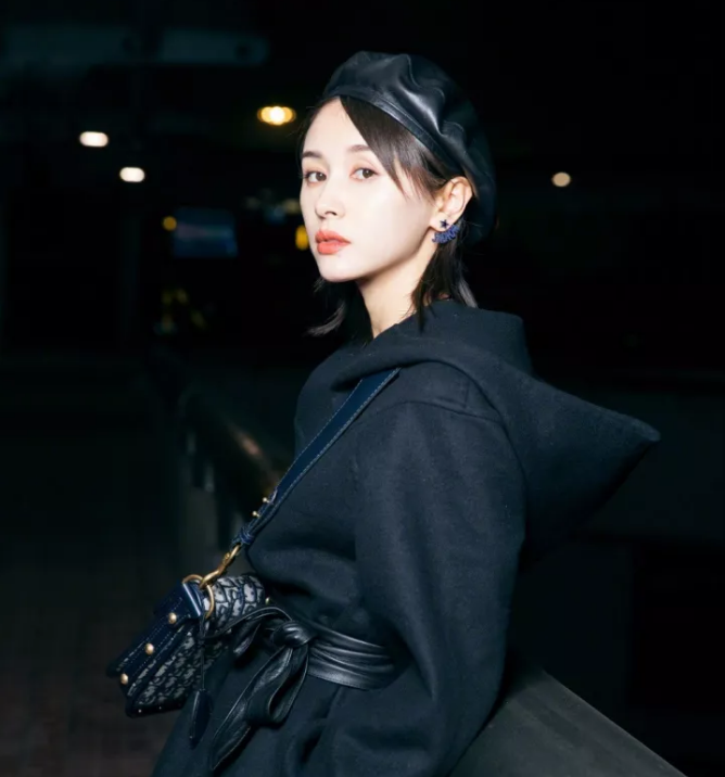 今年秋冬最chic！原來短發(fā)和帽子這么配啊！