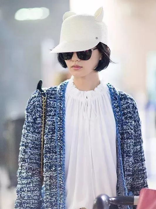 今年秋冬最chic！原來短發(fā)和帽子這么配??！