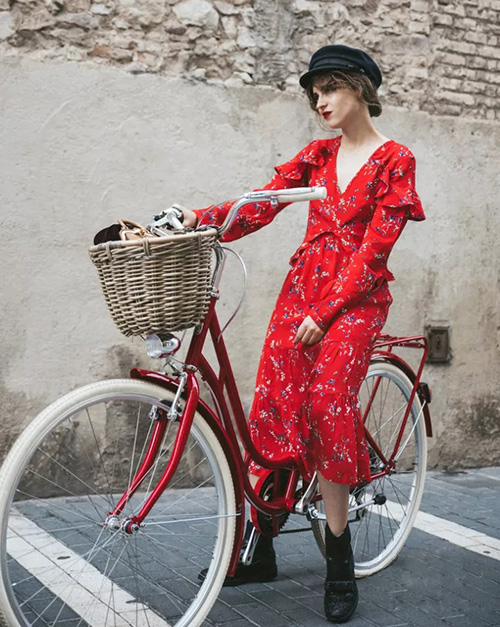 寒冬不怕狂風吹毀造型，報童帽就是你的時髦大招！