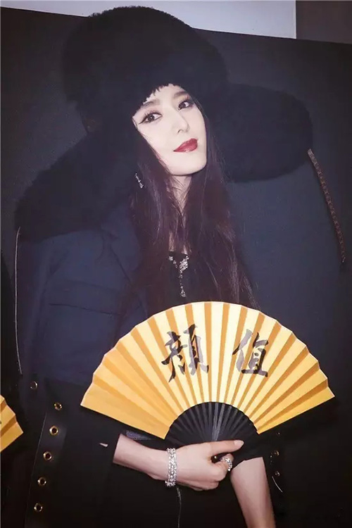 冬天帽子與發(fā)型怎么搭？保持不亂有絕招