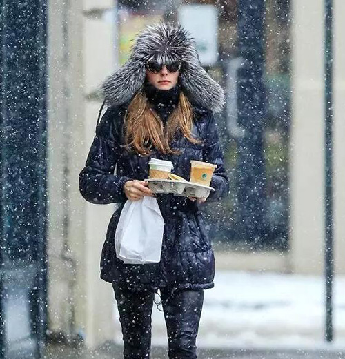 科普一下帽子怎么戴才美？